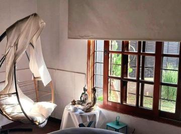 Casa · 110m² · 6 Ambientes · 1 Cochera · Venta de Casa en Temperley Especial Inversor!