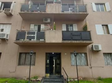 Departamento · 53m² · 3 Ambientes · Venta con Financiacion Privada! Departamento 3 Ambientes 2do Piso en Lomas de Zamora