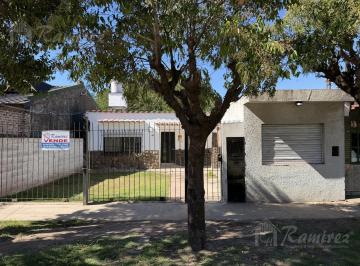 Casa · 70m² · 3 Ambientes · 2 Cocheras · Casa 3 Ambientes y Departamentos en Venta y Alquiler - La Reja, Moreno