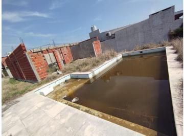 Terreno · 400m² · Terreno con Pileta en Campiñas de Piñero! 41.500 Usd.