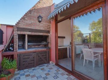 PH · 118m² · 4 Ambientes · Venta PH 4 Ambientes en Villa Devoto con Escritorio, Patio, Terraza y Quincho con Parrilla.