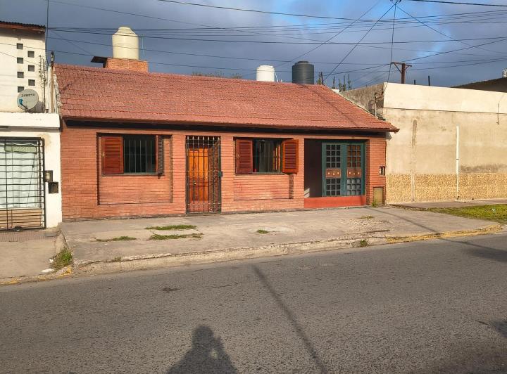 Casa · 165m² · 3 Ambientes · 1 Cochera