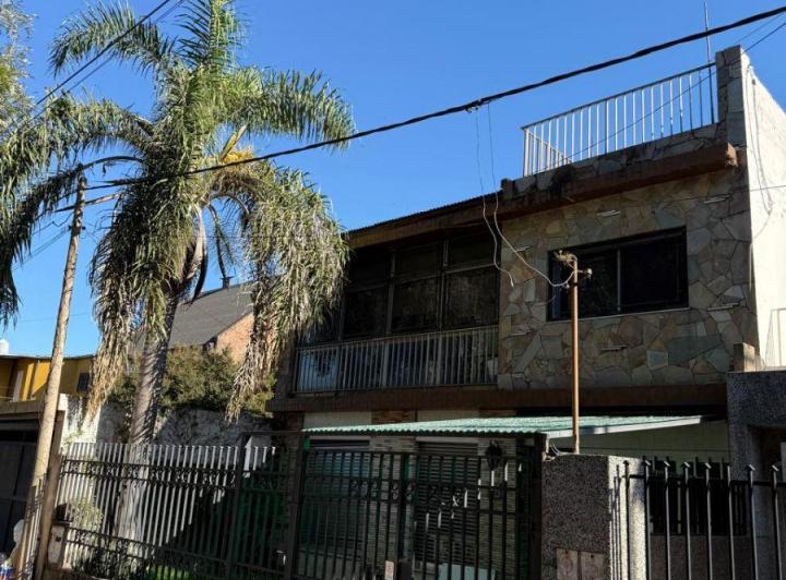 Casa · 146m² · 1 Ambiente · 1 Cochera