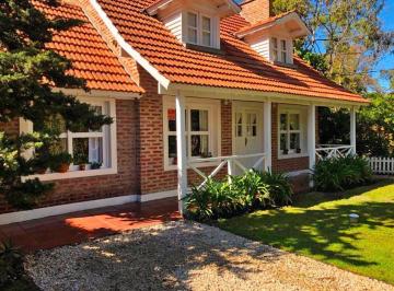 Casa · 150m² · 3 Ambientes · 1 Cochera · Alquiler Casa 3 Ambientes Bosque Peralta Ramos