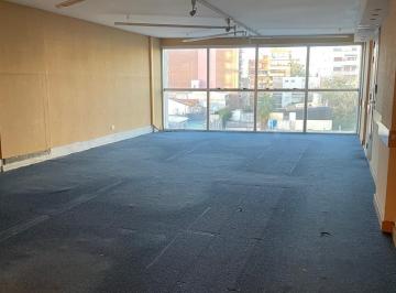 Oficina comercial · 96m² · Alquiler Piso de Oficina Av Cabildo 4500