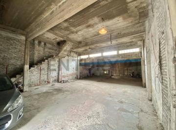 Bodega-Galpón · 173m² · Galpon en Alquiler