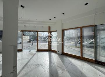 Local comercial · 50m² · Alquiler Local Esquina San Bernardo a Una Cuadra del Mar 50 m²