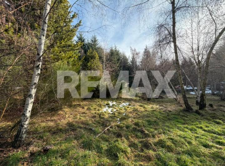 Terreno · 332m²
