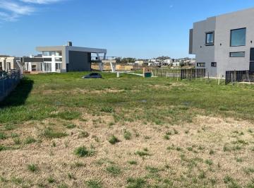 Terreno · 800m² · Lote en Barrio San Sebastian Area 1