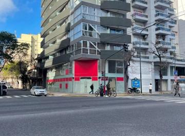 Local comercial · 207m² · Local Comercial