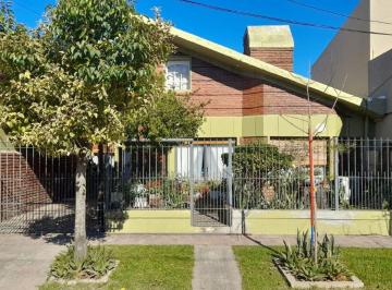 Casa de 6 ambientes, General Rodríguez · Casa en Venta en Gral Rodriguez