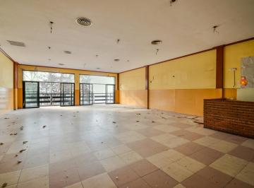 Local comercial · 155m² · 1 Ambiente · Venta Gran Local/ PH en Liniers - Ideal Gastronomia