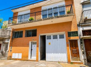 PH · 82m² · 4 Ambientes · 2 Cocheras · Impecable PH 3 Amb Cochera Quincho + PH a Reciclar