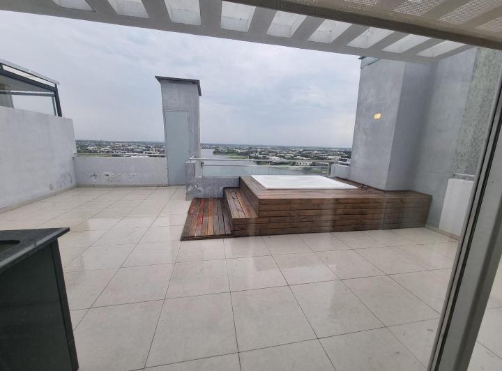 Departamento · 111m² · 5 Ambientes · 1 Cochera