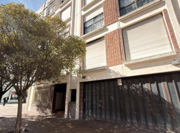 Departamento · 58m² · 3 Ambientes · Departamento 3 Ambientes y Cochera. Chauvin