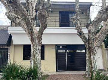 Casa · 189m² · 6 Ambientes · 1 Cochera · Casa en Belgrano