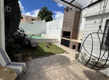 Casa · 137m² · 6 Ambientes · 1 Cochera · Casa en Venta 3 Dorm. Arroyito