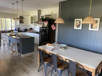 Casa · 230m² · 4 Ambientes · Alquiler Temporal Talar del Lago 2