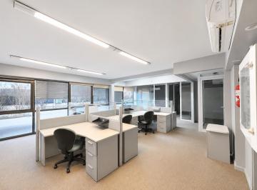 Oficina comercial · 105m² · 2 Cocheras · Oficina en San Isidro