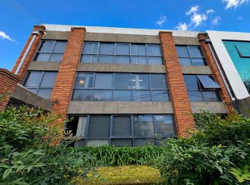 Oficina comercial · 105m² · 2 Cocheras · Oficina en San Isidro