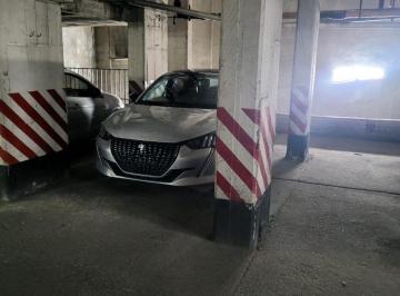 Garage , Córdoba · Cochera en Venta – Nueva Córdoba