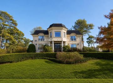 Casa · 702m² · 10 Ambientes · 10 Cocheras · Casa Residencia Estilo Francés con Parque en Country San Diego