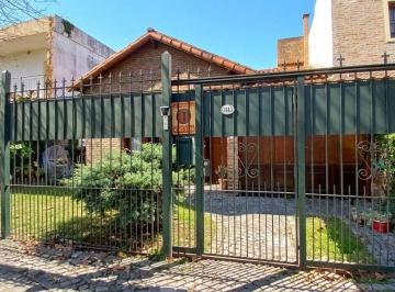 Casa de 4 ambientes, San Isidro · Casa en Venta en Beccar de Una Planta U$s 395.000