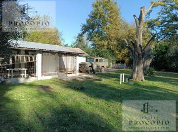 Quinta vacacional · 110m² · 3 Ambientes · 3 Cocheras · Quinta 3 Ambientes en Venta en Francisco Álvarez