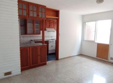 Departamento · 65m² · 3 Ambientes · 1 Cochera · Con Cochera en El Mismo Edificio - Muy Amplio