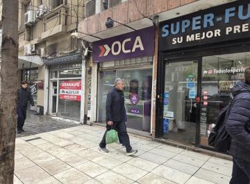 Local comercial · 100m² · Local Jose Hernandez y Cabildo 3 X 17 m Pb y Primer Piso