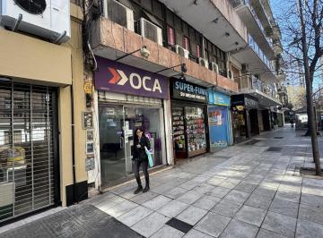 Local comercial · 100m² · Local Jose Hernandez y Cabildo 3 X 17 m Pb y Primer Piso