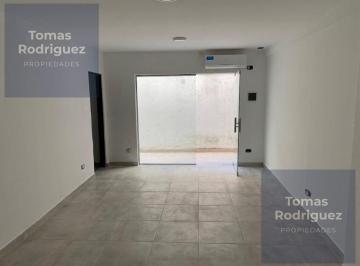 Oficina comercial · 30m² · 1 Ambiente · Oficina en Planta Baja | 30 m² | A/a | Zona Plaza Conesa