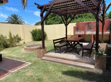 PH de 8 ambientes, Miramar · Venta de Complejo de 3 Departamentos en Miramar