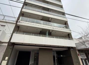 Departamento de 5 ambientes, La Plata · Excelente Semipiso de Categoría en Alquiler