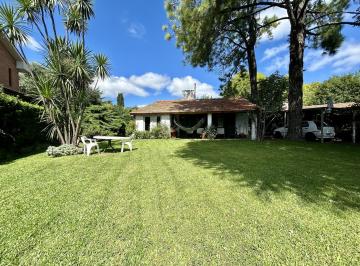 Casa · 100m² · 3 Ambientes · 1 Cochera · Venta Casa 3 Ambientes con Parque y Pileta en Mapuche Country Club