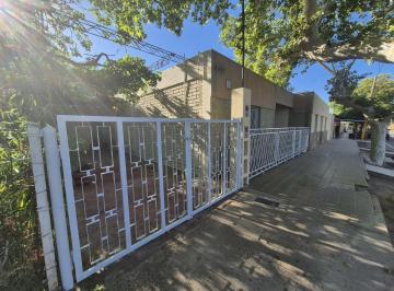 Casa · 80m² · 4 Ambientes · 1 Cochera · Casa 2 Dorm. con 1200 m² de Terreno