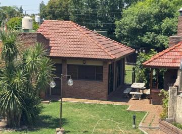 Terreno · 333m² · Venta de Lote con Quincho - Varela Centro