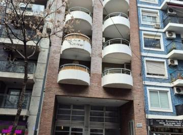 Departamento de 1 ambiente, Recoleta · Departamento a La Venta 1 Ambiente Amplio Al Frente con Balcón, Cocina Baño Completo. Ap Profesional