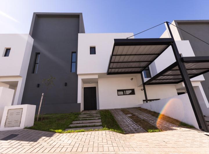 Casa · 127m² · 4 Ambientes · 1 Cochera