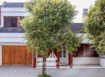 Casa · 200m² · 5 Ambientes · 1 Cochera · Casa 5 Ambientes, Balcarce