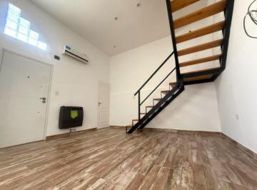 PH de 3 ambientes, Avellaneda · PH de 3 Ambientes con Patio Refaccionado a Nuevo