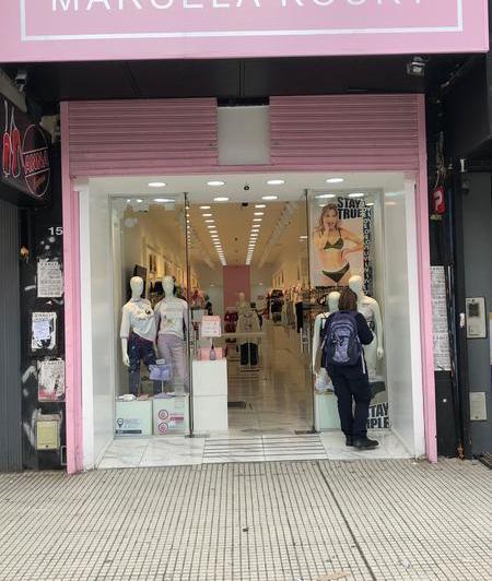 Local comercial · 220m²
