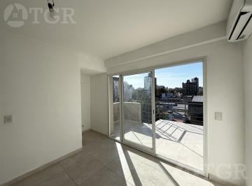 Departamento · 21m² · 1 Ambiente · 8 Cocheras · ¡Oportunidad en Almagro! Monoambiente Al Este con Balcón Terraza, Amenities y Cochera