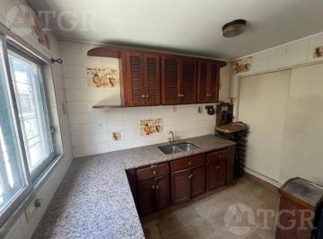 Casa · 98m² · 3 Ambientes · Venta Casa 3 Ambientes a Reciclar en Olivos