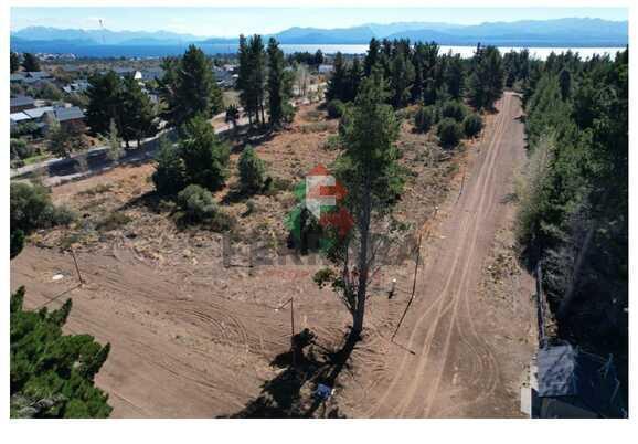 Terreno · 400m²