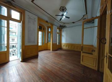 Hotel de 13 ambientes, Monserrat · Hotel en Venta en Monserrat 290 m² 13 Hab