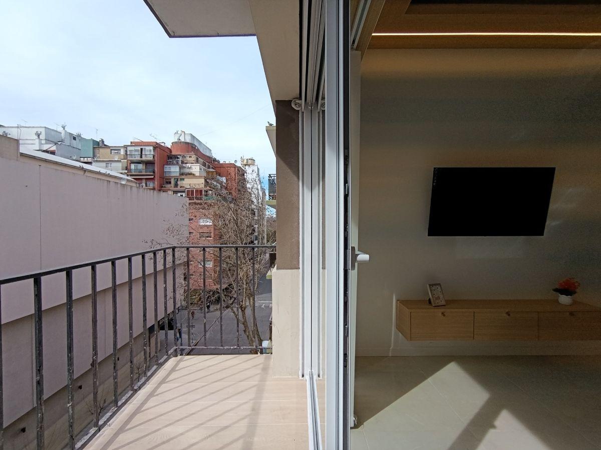 Inmejorable departamento de 3 Ambientes en Plaza Colón!