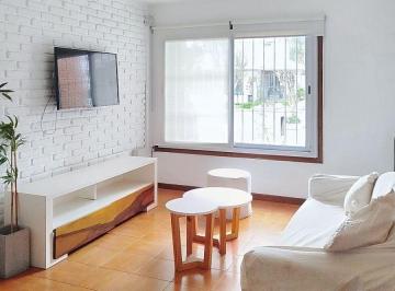 PH de 4 ambientes, Mar del Plata · Venta de Casa PH de 256 m² con 3 Dorm. en San Carlos