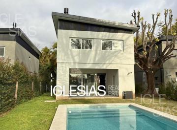 Casa · 170m² · 4 Ambientes · 2 Cocheras · Casa en Venta en Villa Elvira, General Pacheco