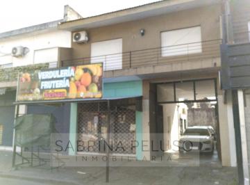 Casa · 116m² · 5 Ambientes · 2 Cocheras · Casa Venta Villa Tesei